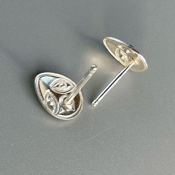 Sterling Silver Alien Stud Earrings - Picture 12 of 13